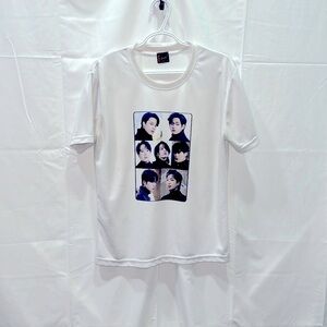 *OFFICIAL MERCH* K-Pop BTS T-Shirt